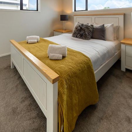 1 Bedroom Central City Escape Christchurch Buitenkant foto
