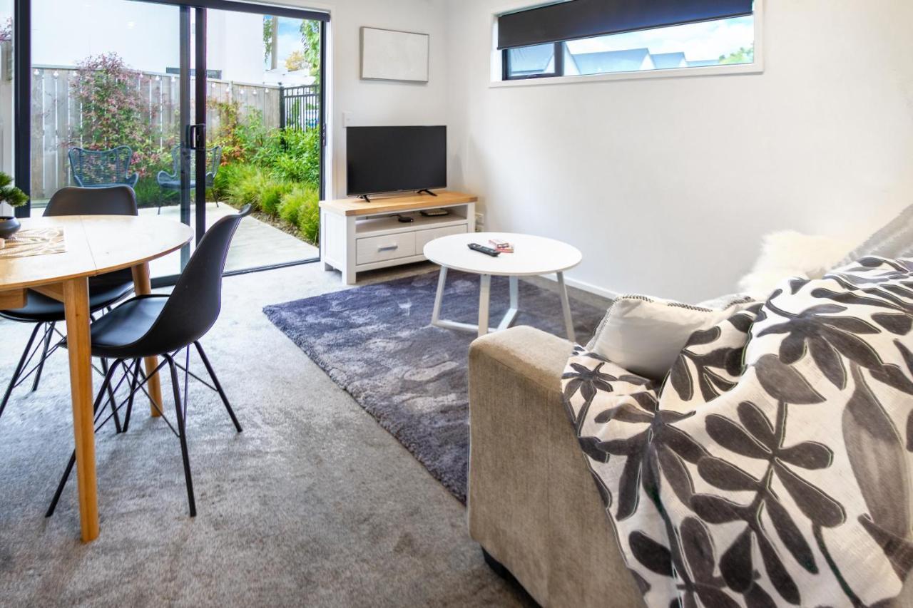 1 Bedroom Central City Escape Christchurch Buitenkant foto