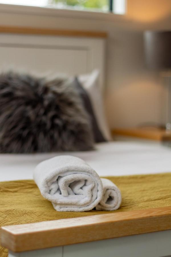 1 Bedroom Central City Escape Christchurch Buitenkant foto
